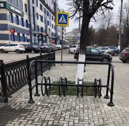 Велопарковка чугунная 3 места