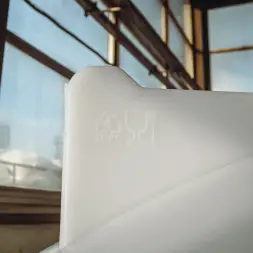 Емкость ЦКТ 5000 л с патрубком 160мм белая в обрешетке с лестницей