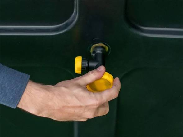 Бак пластиковый для летнего душа, 100 л, черный [Б-100]