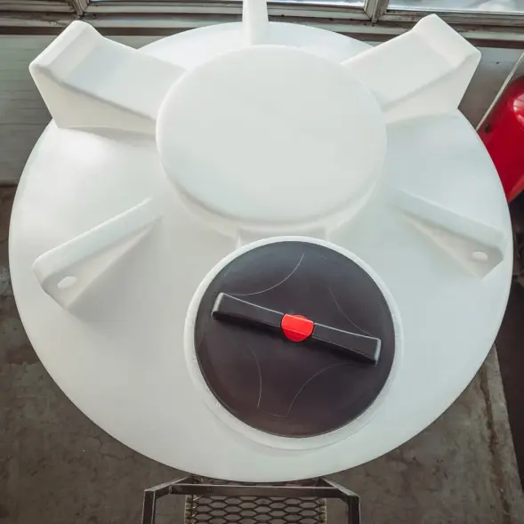 Емкость ЦКТ 5000 л с патрубком 160мм под плотность до 1,5 г/см³ белая